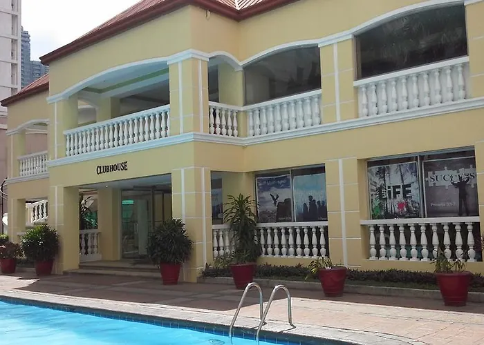 California Garden Square Apartment Manila