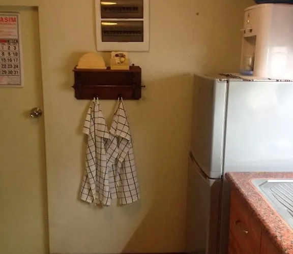California Garden Square Apartment Manila