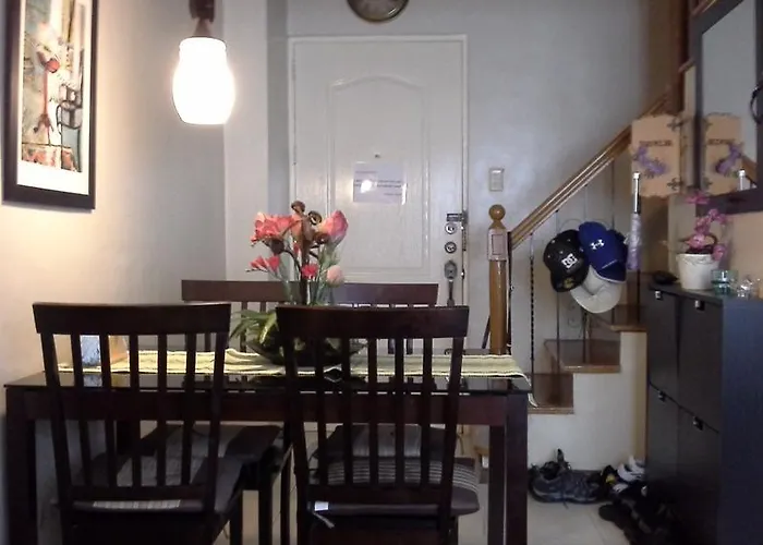 California Garden Square Apartment Manila